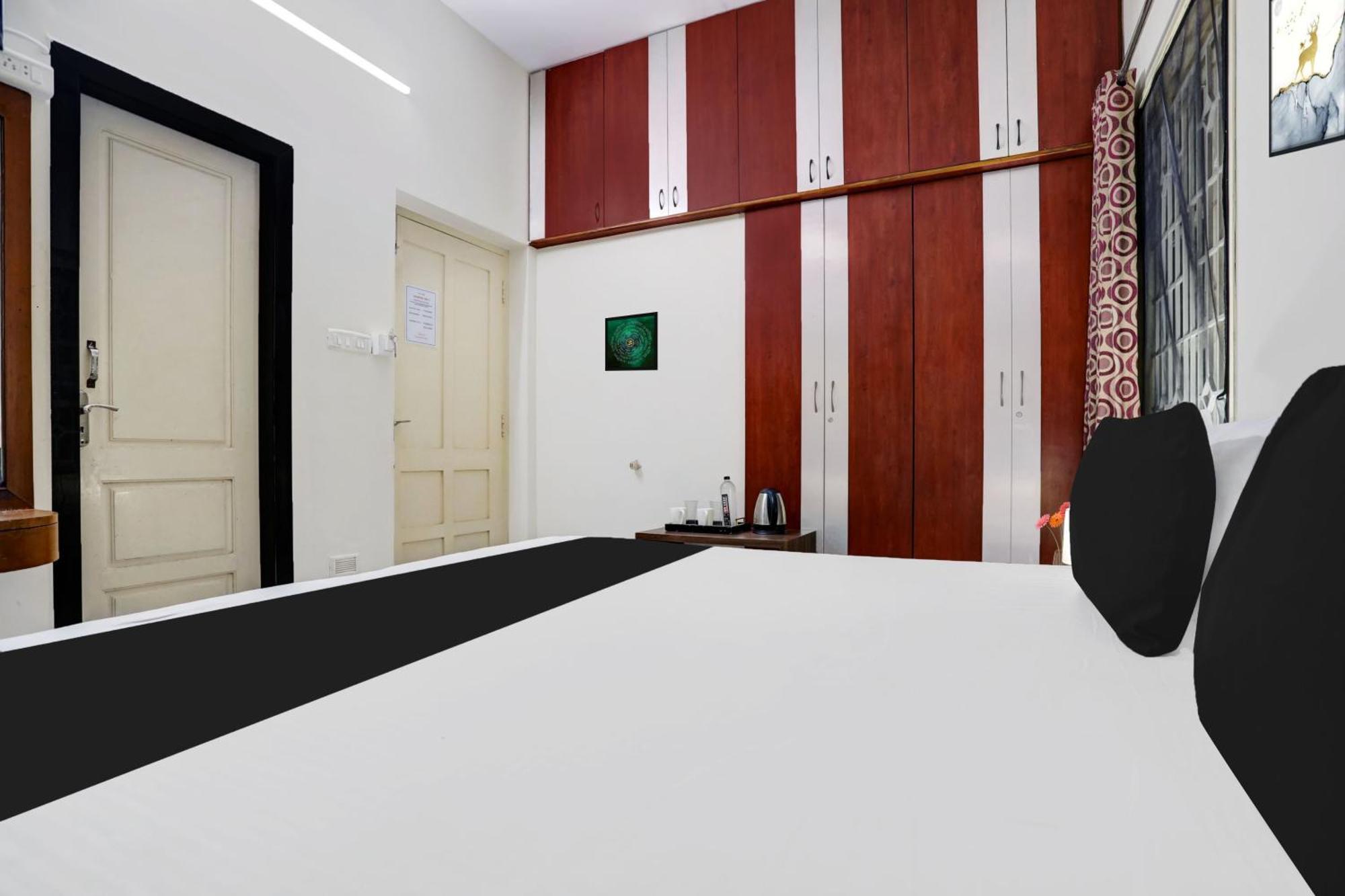 Super Hotel O Ashok Nagar Near Jntu College Kakinada Exterior photo